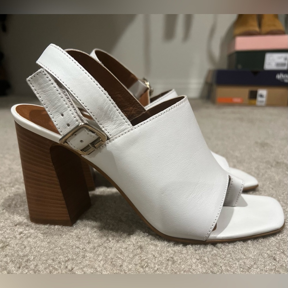 TopShop Nieve Block Heel Sandal - Picture 6 of 16